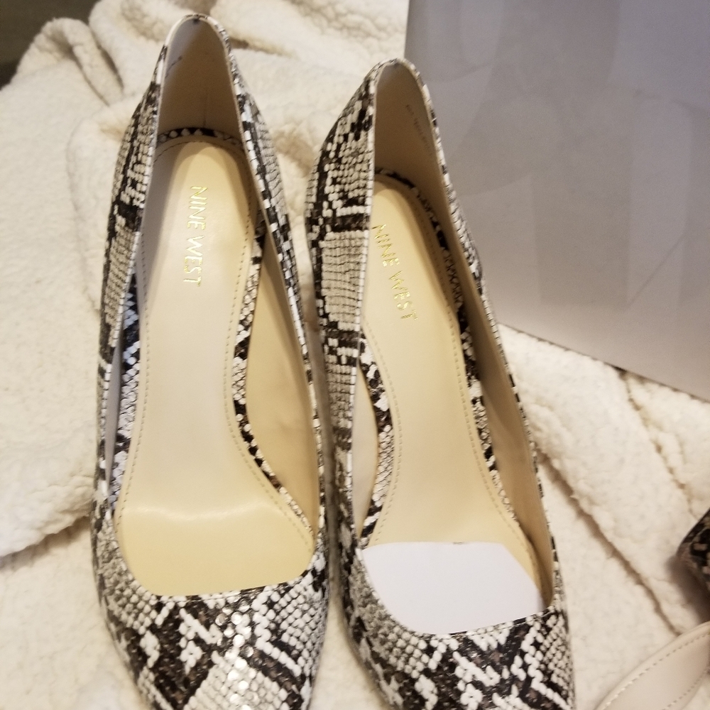 Nine West Tay 3 Pumps (Shoes Only) - Picture 2 of 9